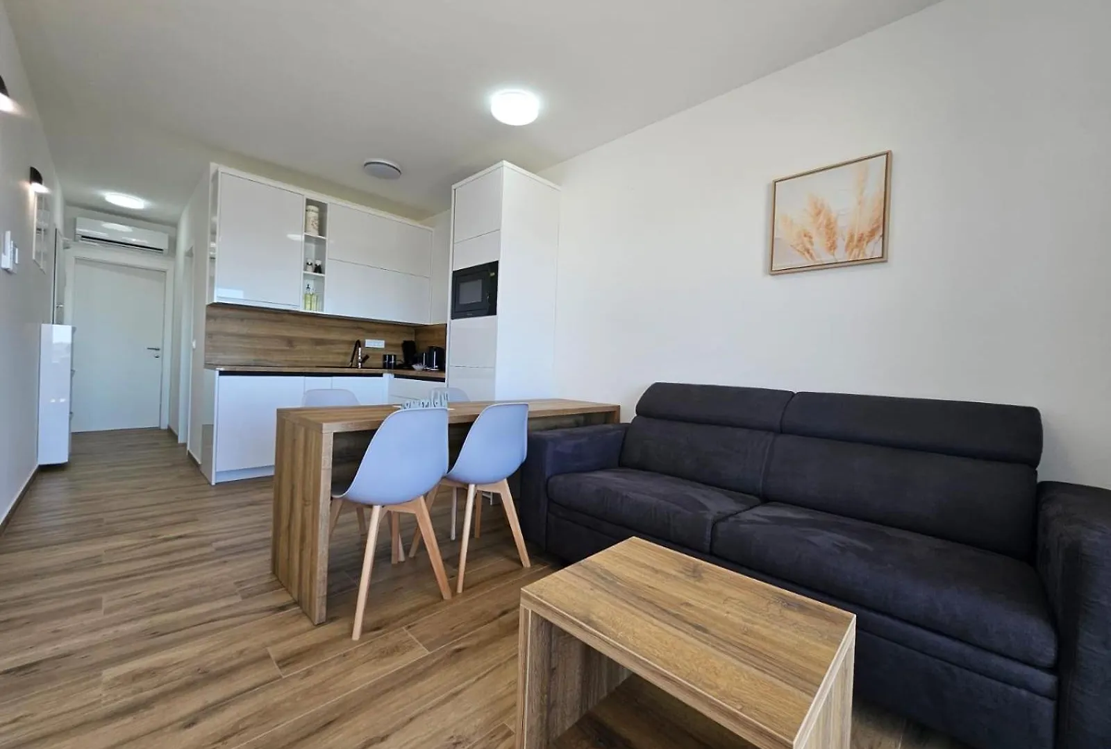 Aquavista Apartment Nin
