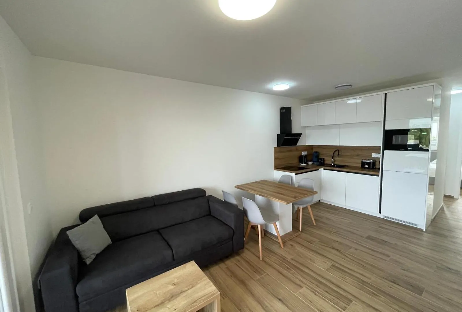 Aquavista Apartment Nin